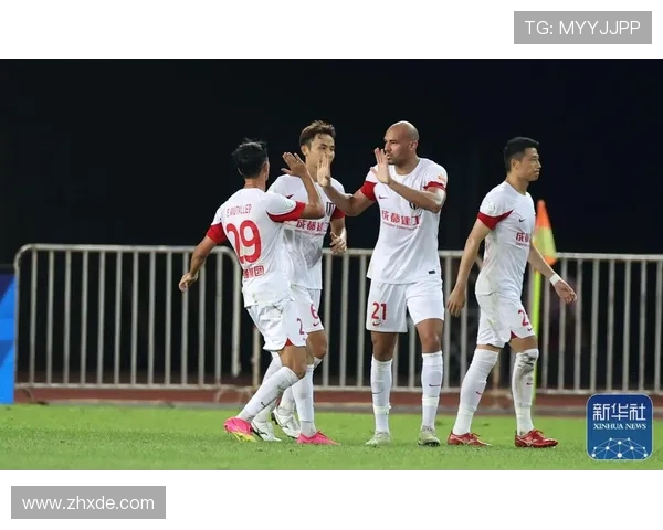 沧州雄狮全力冲击赛季关键战巅峰对决胜负悬念即将揭晓