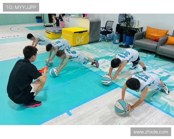 以篮球为核心探讨团队协作与个人成长在竞技与人生中的深远意义