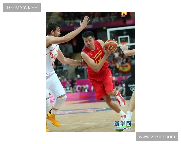 易建联：从中国篮球巨星到国际赛场的荣耀之路