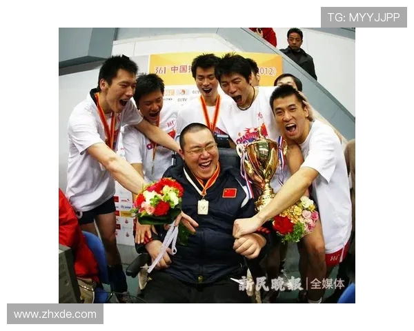 杭州排球队的辉煌历程与现状揭秘:排球巨献背后的故事与挑战 杭州排球队的辉煌历程与现状揭秘:排球巨献背后的故事与挑战